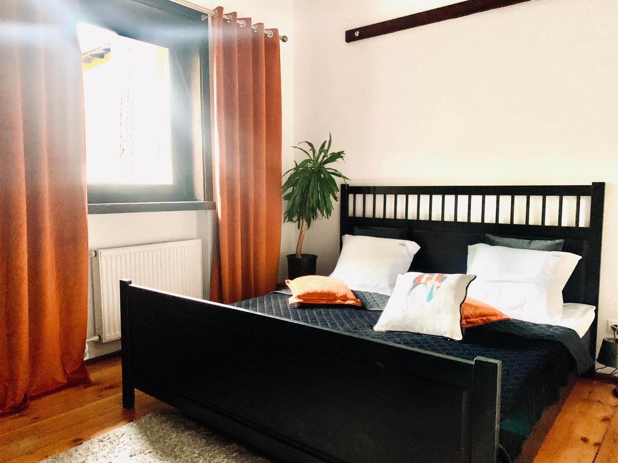 Exclusive 3city In With Swimming Pool And Parking By Renters *
